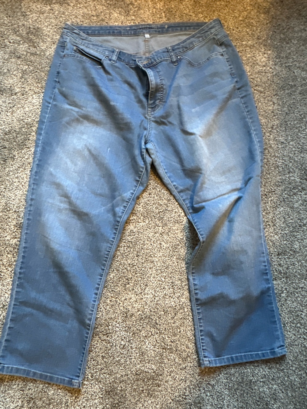 Jennifer Lopez Faded Blue Ankle Jeans